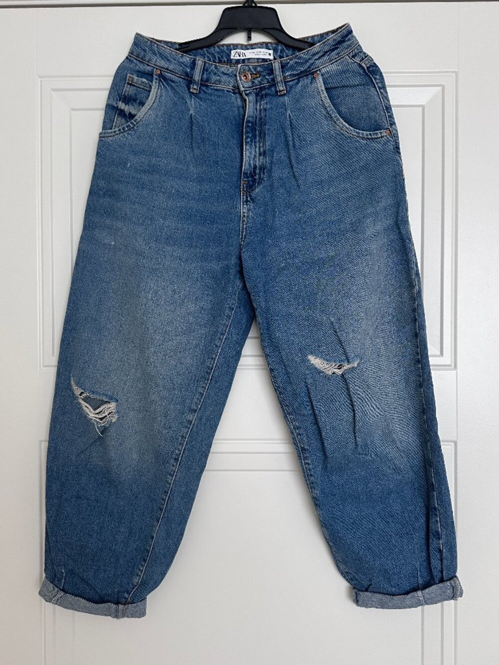 Zara Barrel Leg jeans